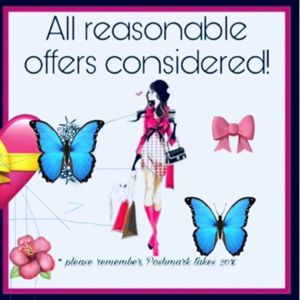 *BUNDLE & SAVE* All Reasonable Offers Considered💗 Remember: Poshmark takes 20%